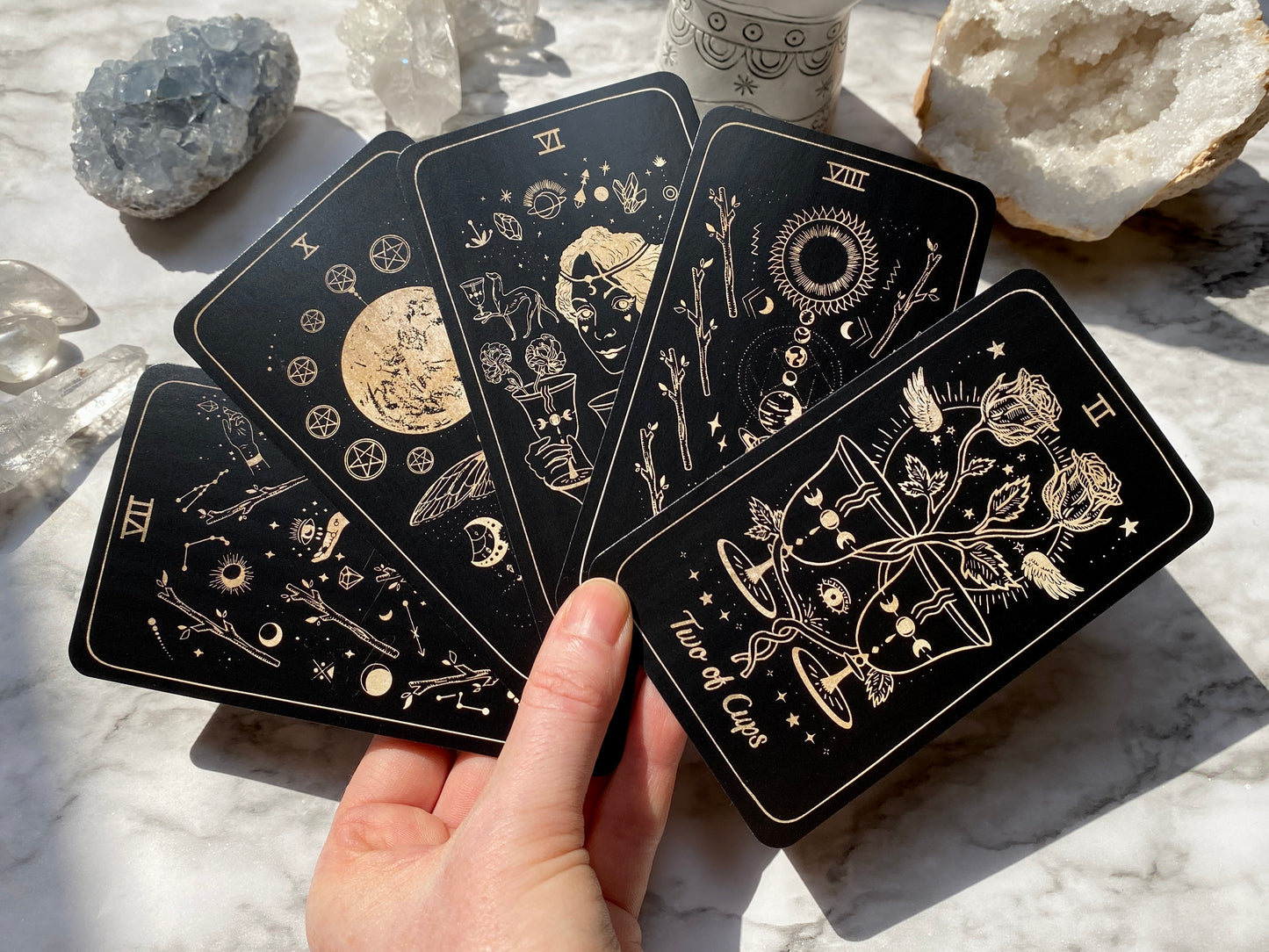 Luna Somnia Tarot Deck