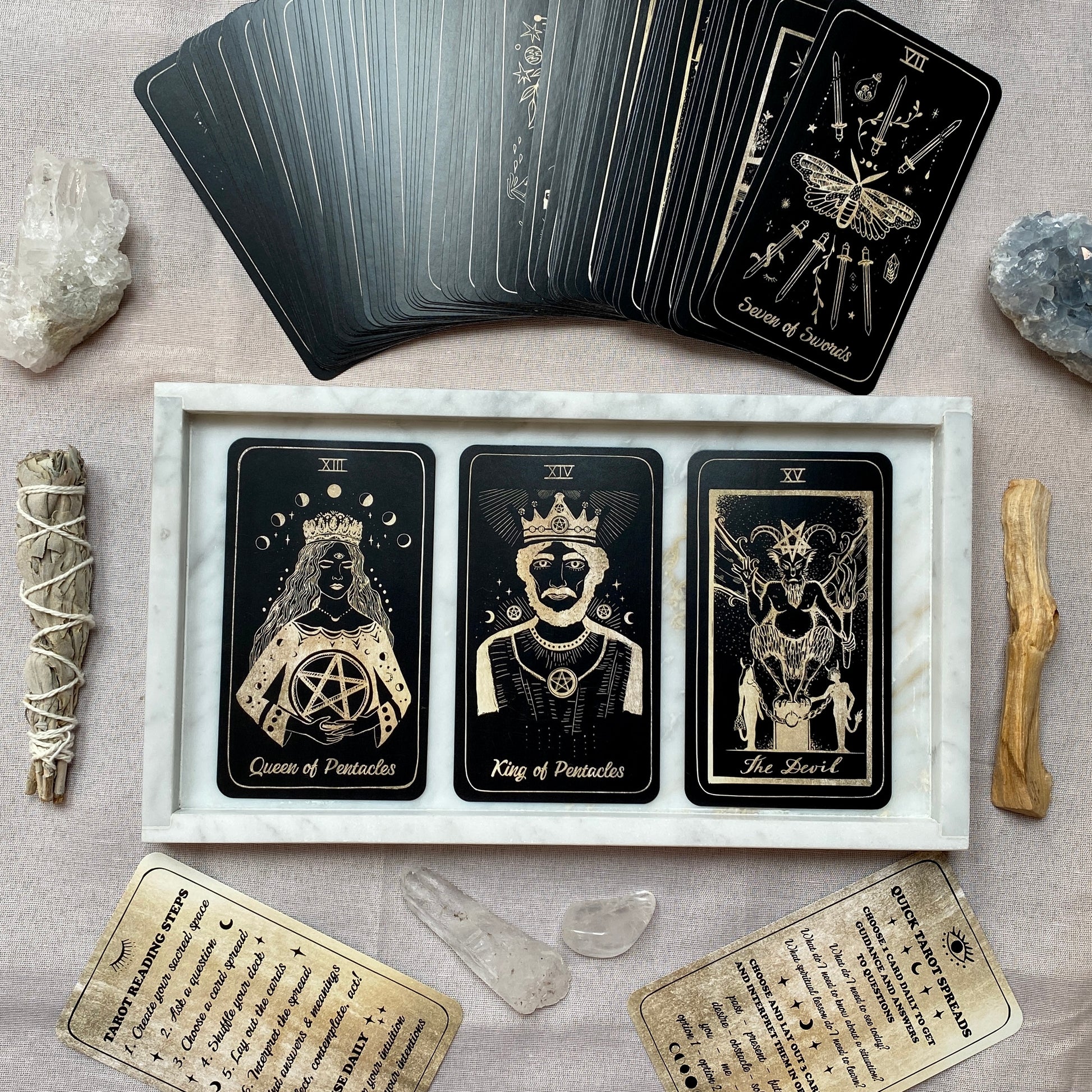 Buy Luna Somnia Tarot Deck With Guidebook & Box 78 Cards Full Deck Moon  Dreams Starry Magic Celestial Astrology Black Gold Divination Tool Online  in India 