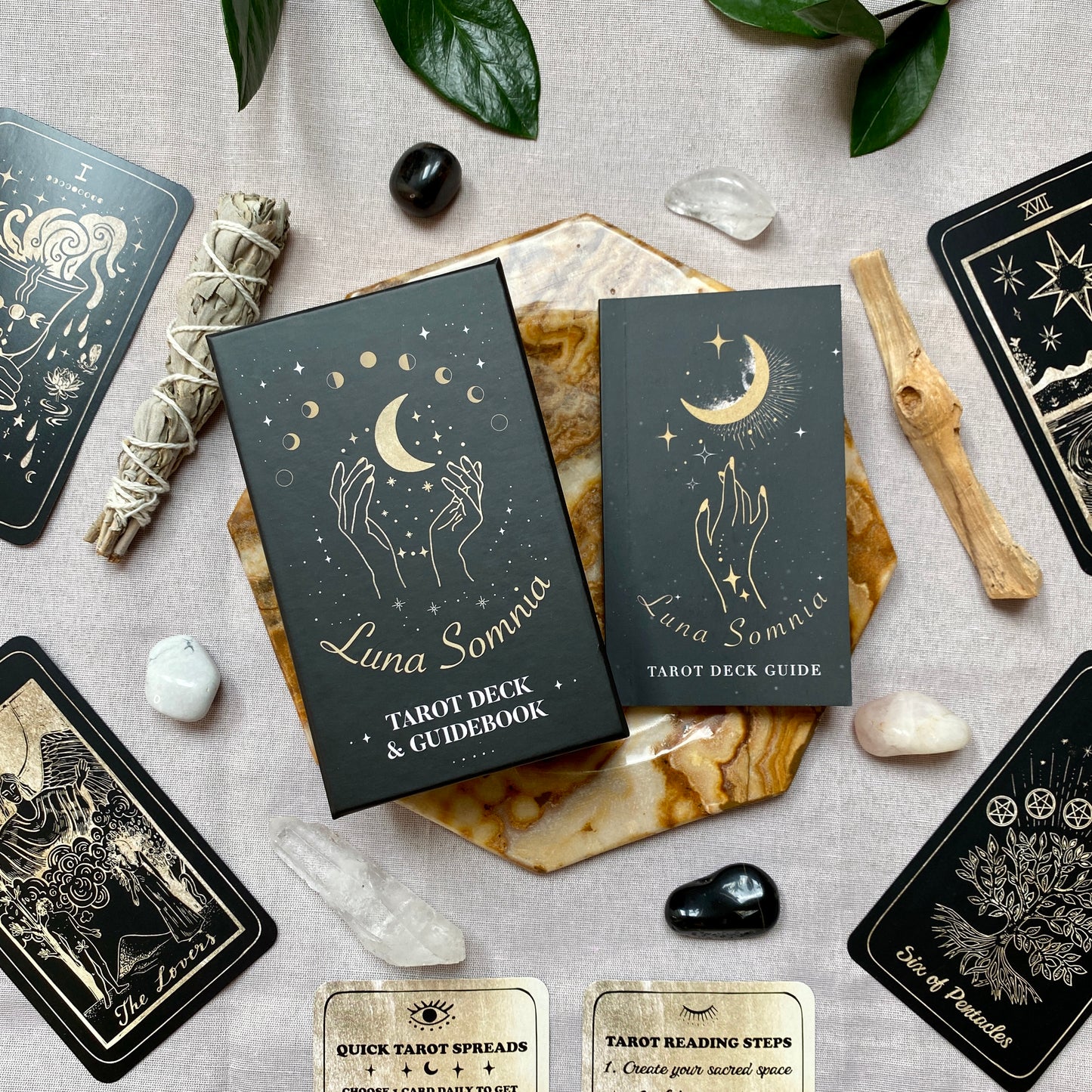 Luna Somnia Tarot Deck